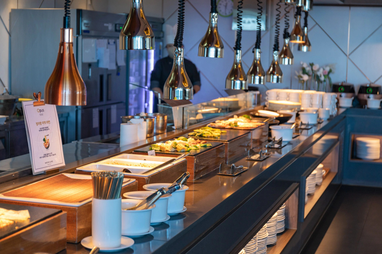 RESTAURANT 1