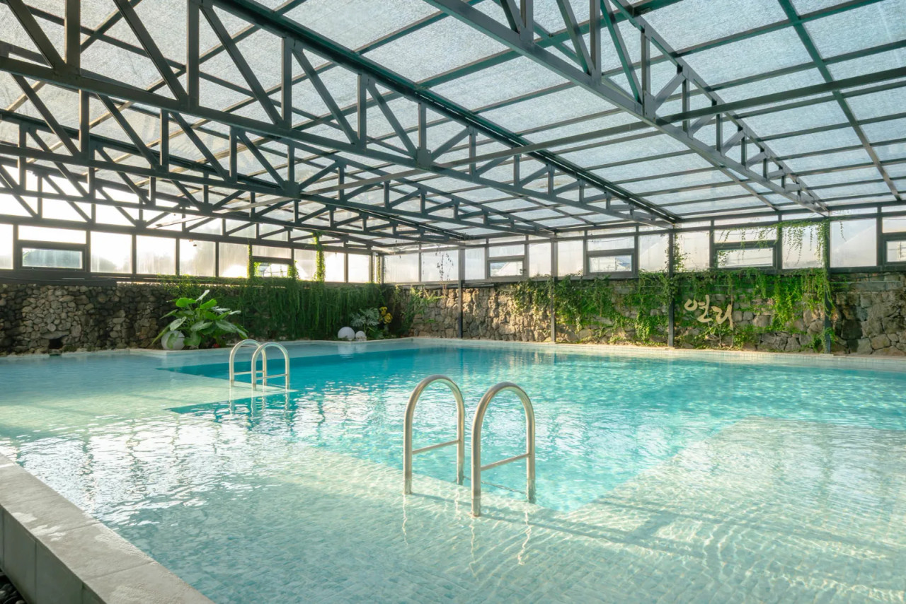 POOL 2
